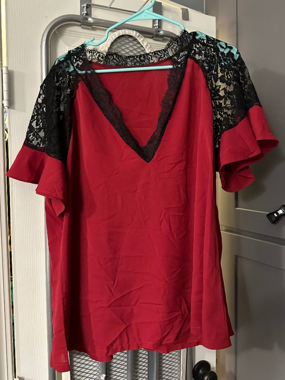 lace sleeve blouse